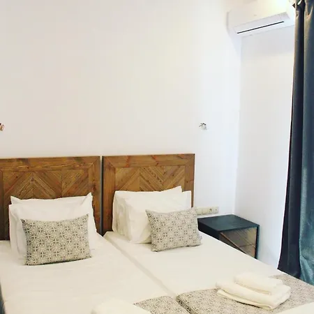 Blu August Private Residences Vila